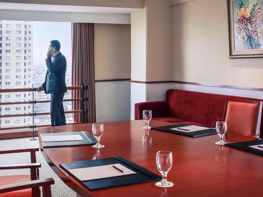 Hotel Mercure Kota 4*