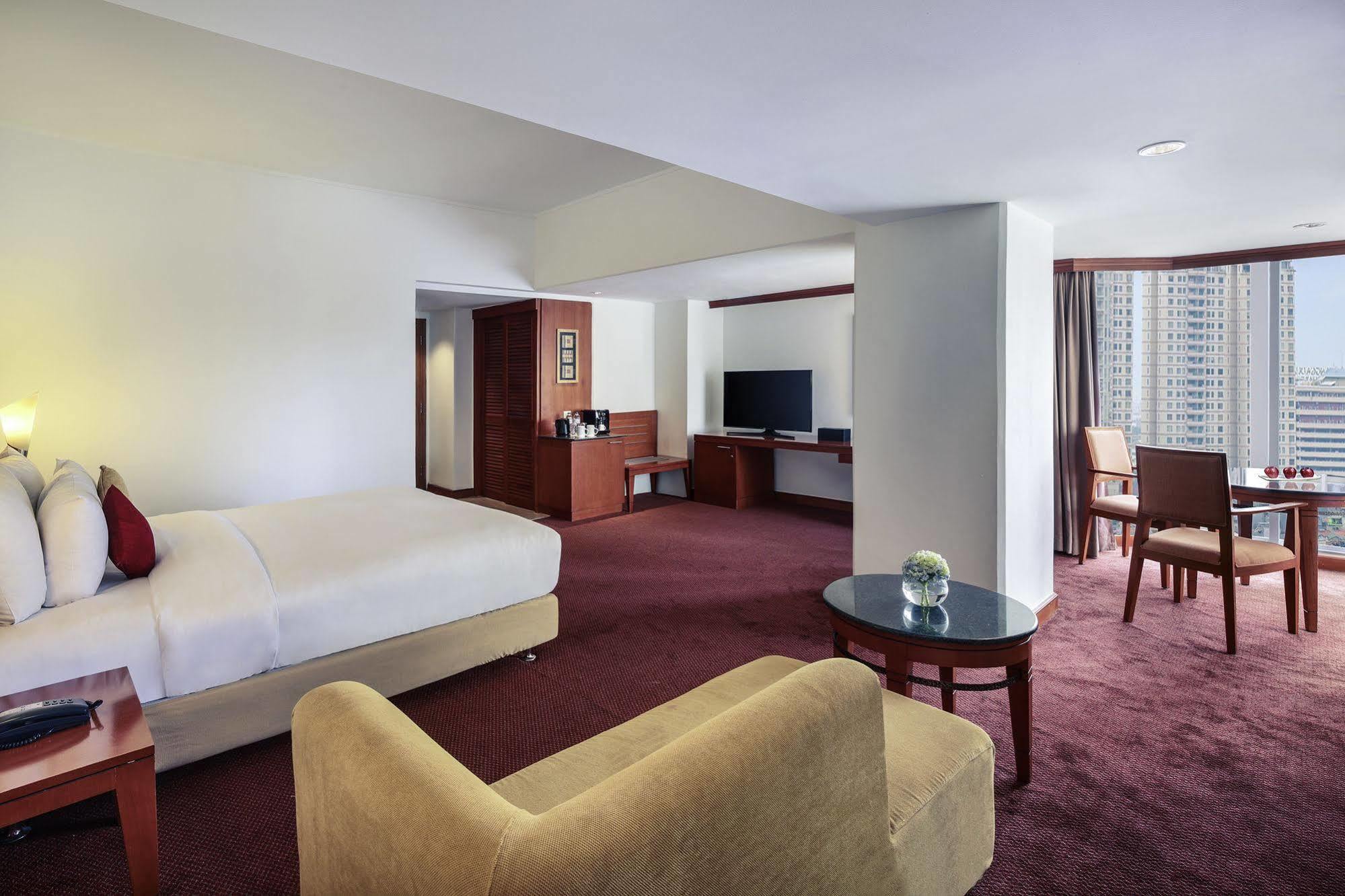 Mercure Kota Hotel 4*